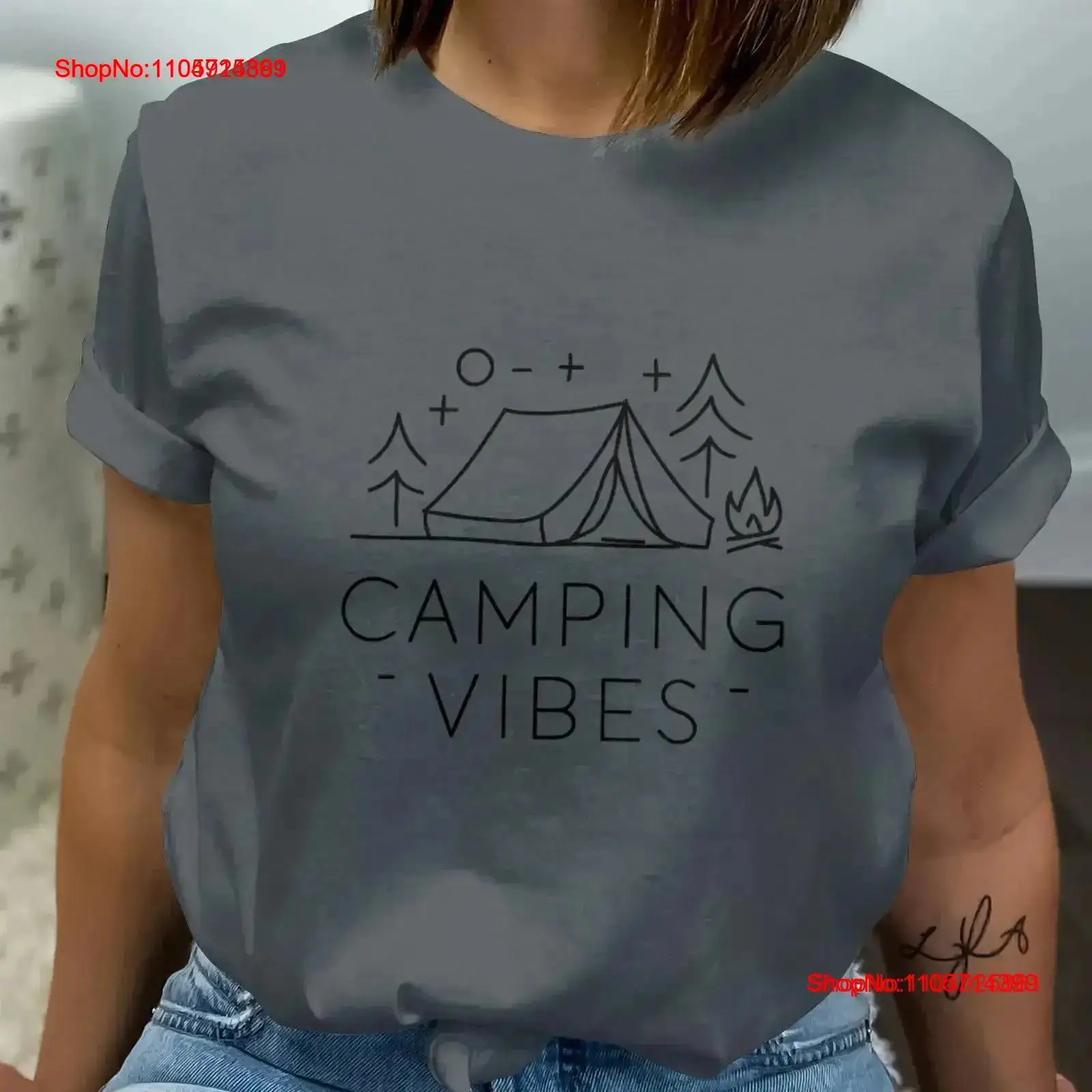 Outdoor Adventure Campgrounds - Camiseta Camping Vibes: Aventura ao Ar