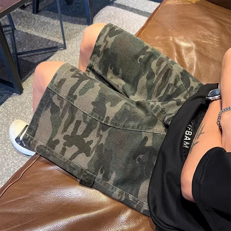 Bermudas Masculinas de Camufla - Outdoor Adventure Hong Kong avaliação e preço