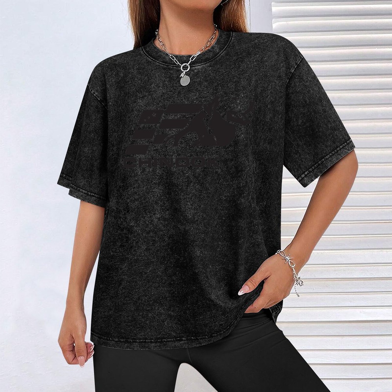 Chinook: Camiseta Great Americ - Outdoor Adventure Background avaliação e preço